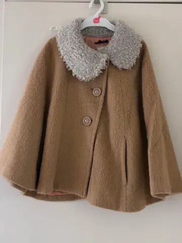 도트 스트라이프 차일드우먼 베이지 플리스 판초