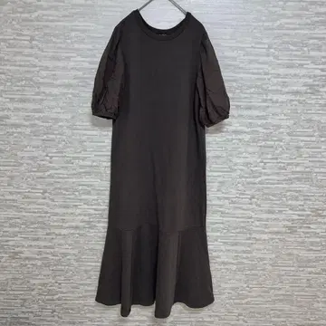 더블 클로젯 반팔 플레어 절개 원피스 롱 기장 다크 브라운