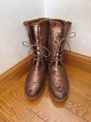 OTA 엔지니어 메탈릭 부츠 테디 복슬복슬