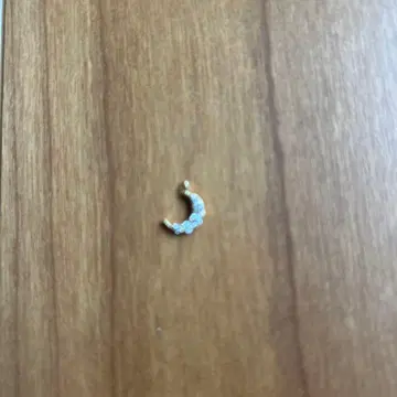 초승달 모양 스톤 참