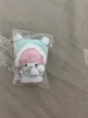 산리오 치비토모 눈의 요정 피아노짱