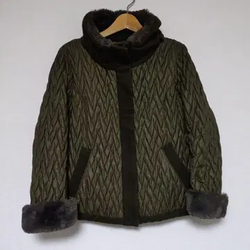 Gabardine K.T 퍼 옷깃 소매 퀼팅 충전솜 웜 블루종