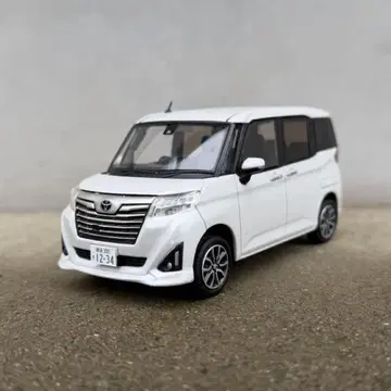 1/30 도요타 루미 컬러 샘플