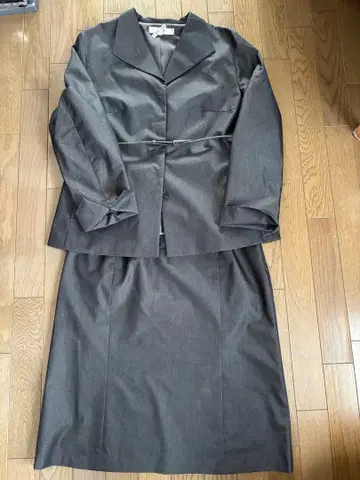 23구 사이즈 48 다크 그레이 정장 세트 벨트 포함