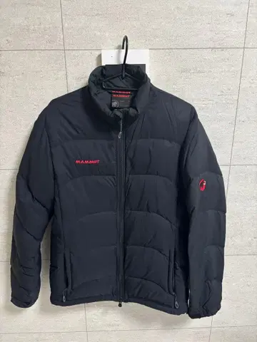 MAMMUT 블랙 다운 자켓 M 사이즈