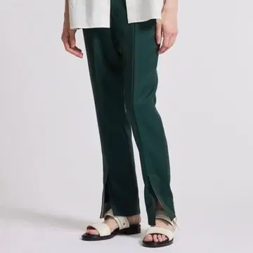 프론트 슬릿 팬츠 유나이티드 도쿄