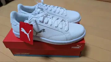 미사용 새상품 푸마 PUMA 화이트 스니커즈 스매시캣 L