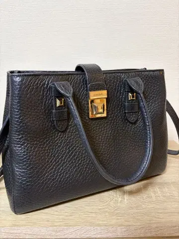 FURLA 블랙 가죽 핸드백