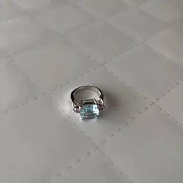 블루 토파즈 팔각형 컷과 실버 반지