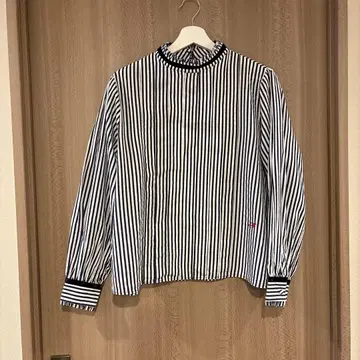 그레디 브릴리언트 스트라이프 셔츠 M 사이즈