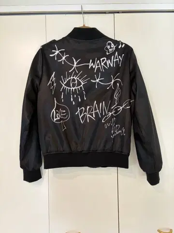 MEGAN 블랙 블루종 그래픽 낙서풍 프린트