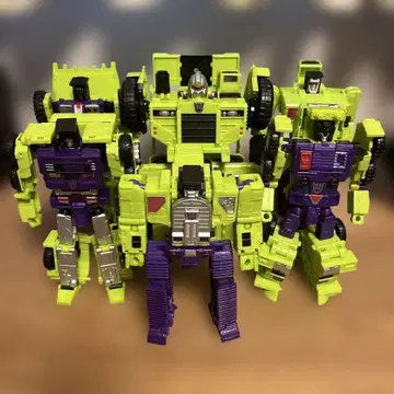 타카라토미 UW-04 트랜스포머 유나이트 워리어즈 데바스터