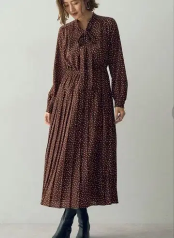 YECCA VECCA 브라운 도트 무늬 원피스
