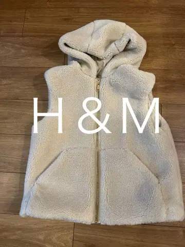 H&M 후드 부착 보아 베스트 크림색