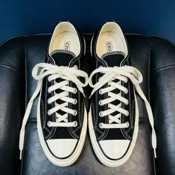 [ 미사용 새상품 27.5cm ] CT70 블랙 로우컷