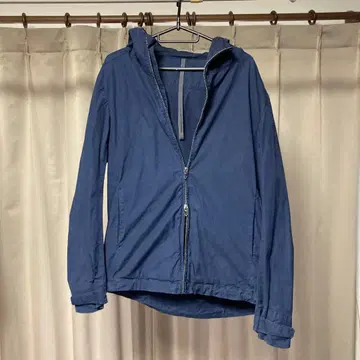 카즈유키 쿠마가이 네이비 마운틴 파카 L