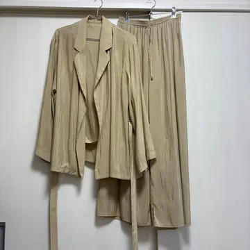 CLOCHE 크로셰 베이지 자켓 팬츠 셋업 포멀