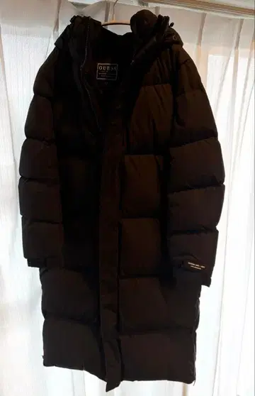GUESS 블랙 롱 다운 자켓 방한복