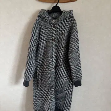 go slow caravan 후드 부착 롱 코트