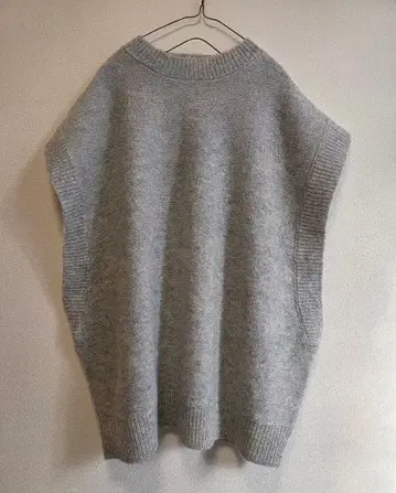 [ 새상품급 ] SO 오버 사이즈 니트 베스트