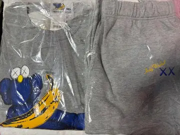 KAWS 스웨트 셔츠 스웨트 팬츠 세트