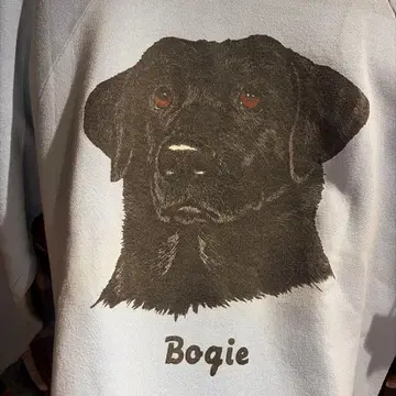 올드 맨투맨 브라 러브