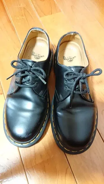 닥터 마틴 블랙 레이스업 슈즈 UK5
