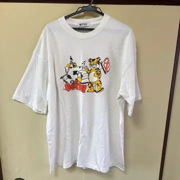 BEFTEY 그래픽 티셔츠