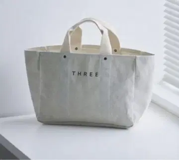 미개봉 새상품 THREE 쓰리 토트백 캔버스 화이트 A4 대응