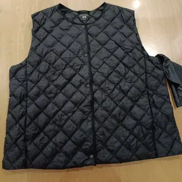 유니클로 [완판템] 블랙 3XL 퍼프테크 퀼팅 베스트 웜 패디드