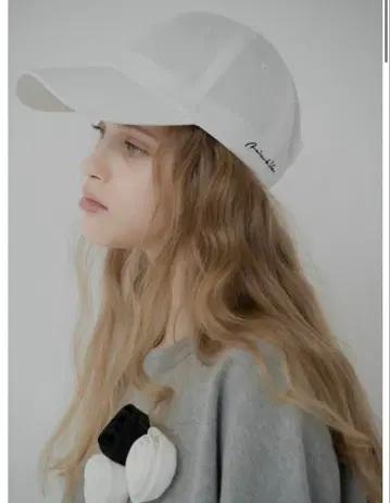 메종 드 돌체 point cap/white