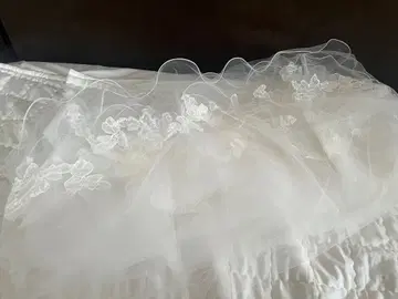 화이트 레이스 장식 웨딩 베일