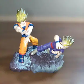 드래곤볼 손오공, 손오반 금발 버전 피규어 세트