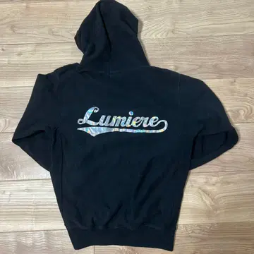 LUMIERE 후드티