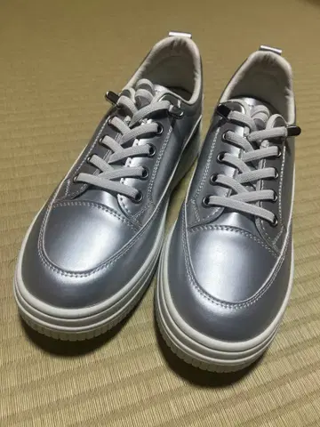 Bou jeloud 실버 통굽 스니커즈 합성 피혁