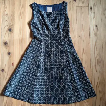 시빌라 슬리브리스 원피스