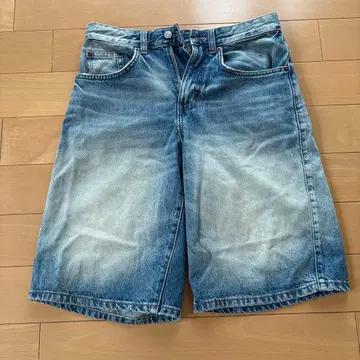 ZARA 데님 숏팬츠 페이드 가공