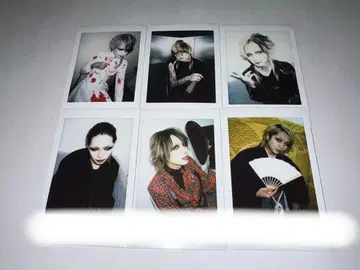 JILUKA Ricko Zyean 폴라로이드