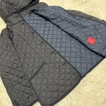 새상품급 AMACA 블랙 퀼팅 자켓 38