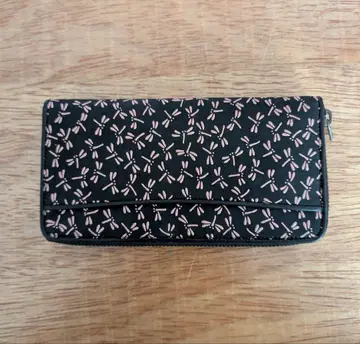 인덴 지퍼 장지갑 잠자리