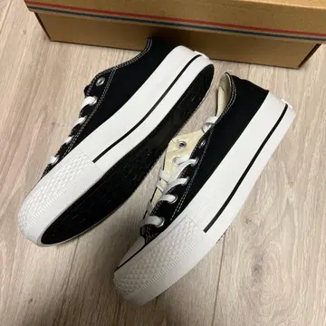 CONVERSE 통굽 스니커즈