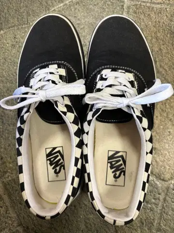 Vans 블랙/화이트 스니커즈