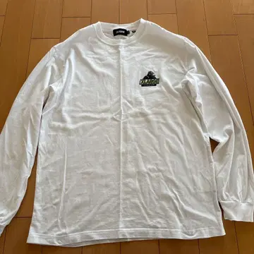 XLARGE 화이트 긴팔 티셔츠 M