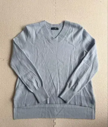 TAKASHIMAYA 캐시미어 100% 라이트 블루 V넥 사이즈 S