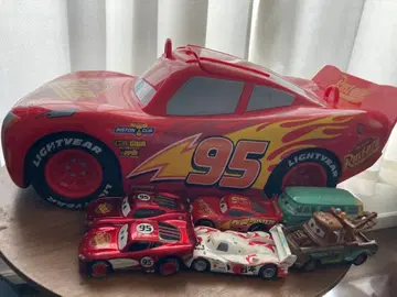 카즈 라이트닝 맥퀸 완구 세트