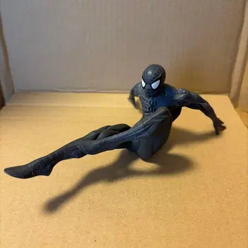 스파이더맨 블랙 피규어 액션 포즈