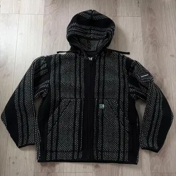 디센던트 x 헬리한센 스피큐어 후디 자켓