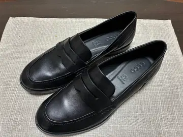 ECCO 블랙 가죽 로퍼