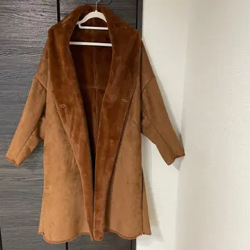 [ SHEL'TTER ] 브라운 인조 모피 롱 코트 여성용