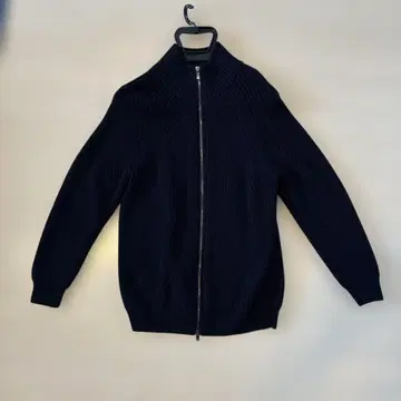 바토너 시그니처 드라이버 니트 자켓